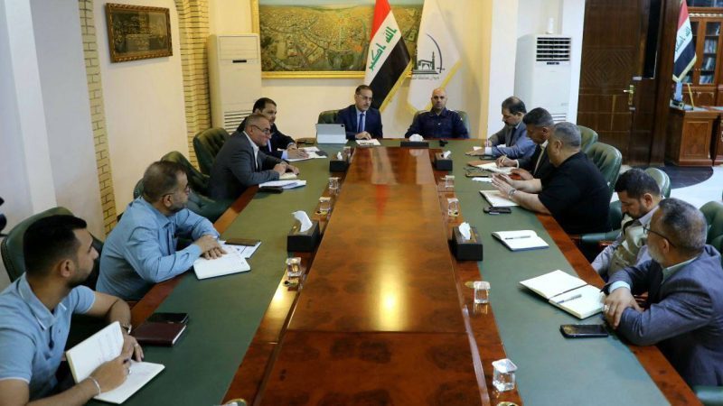 محافظ النجف الأشرف والمنسق العام لشؤون المحافظات يعلنان المباشرة بمبادرة النجف أجمل ميدانياً