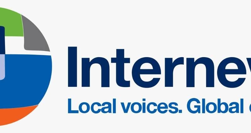 “قصة صوت وصورة على الكرسي”