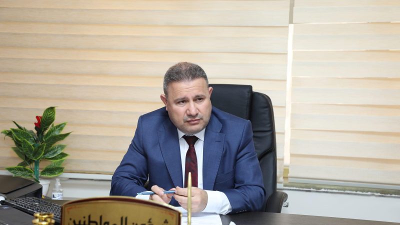 مدير عام مديرية البلديات العامة يجري المقابلات الخاصة بشؤون المواطنين