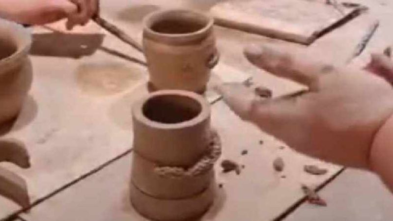 من صناعة التنور الى امتهان الحرف الخزفية