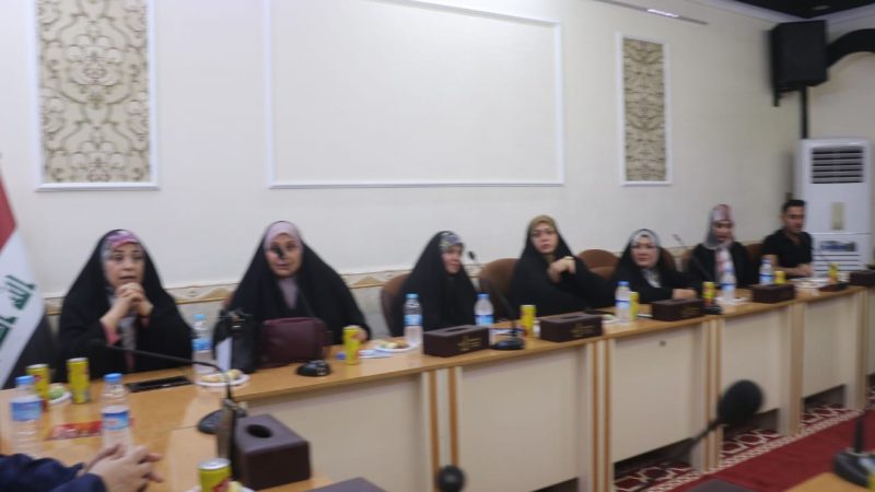 يدا تبني الأوطان واياد تزرع الأمل