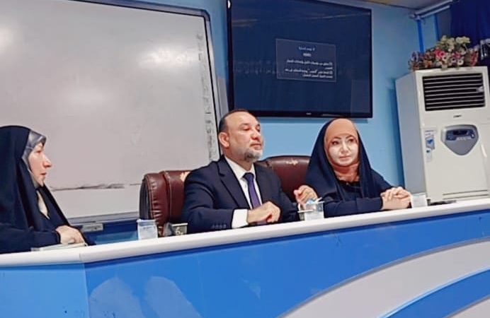 مسؤولة قسم شؤون المرأة في ديوان المحافظة تشارك في ندوة عن المرأة والطفل في مستشفى الزهراء التعليمي.