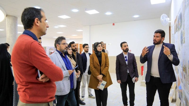 طلبة كلية الهندسة بجامعة الكوفة يقدمون مشاريع تصميم معمارية متميزة في النجف