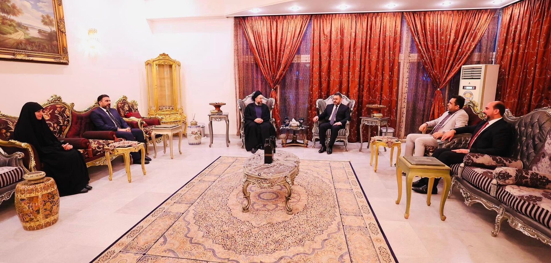 مستشار رئيس الوزراء هاشم الكرعاوي وسماحة السيد عمار الحكيم يعززان التعاون الحكومي من أجل مستقبل أفضل”