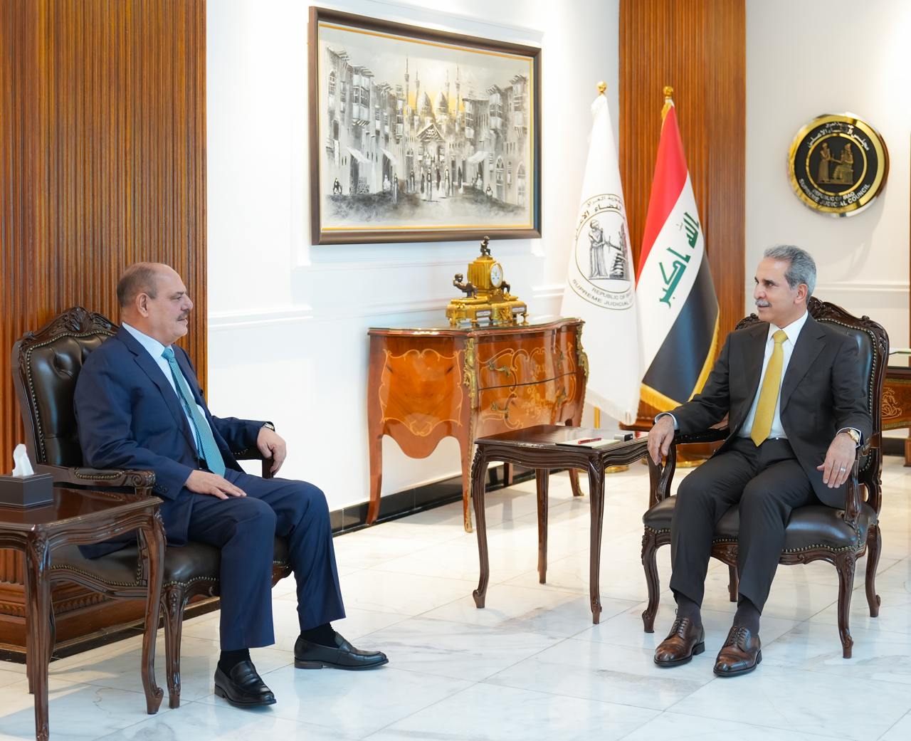 رئيس مجلس القضاء الاعلى يستقبل نقيب الصحفيين