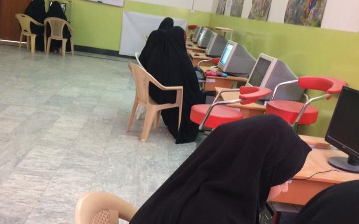دورة تدريبية لنساء النجف بمهارات الرسم والتصميم الرقمي