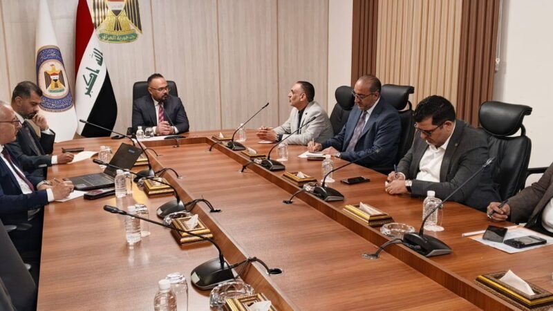 اللجنة الإعلامية العليا تؤكد مركزية الإعلام الحكومي في دعم الأداء التنفيذي… والنجف الأشرف نموذجاً متميزاً على مستوى المحافظات