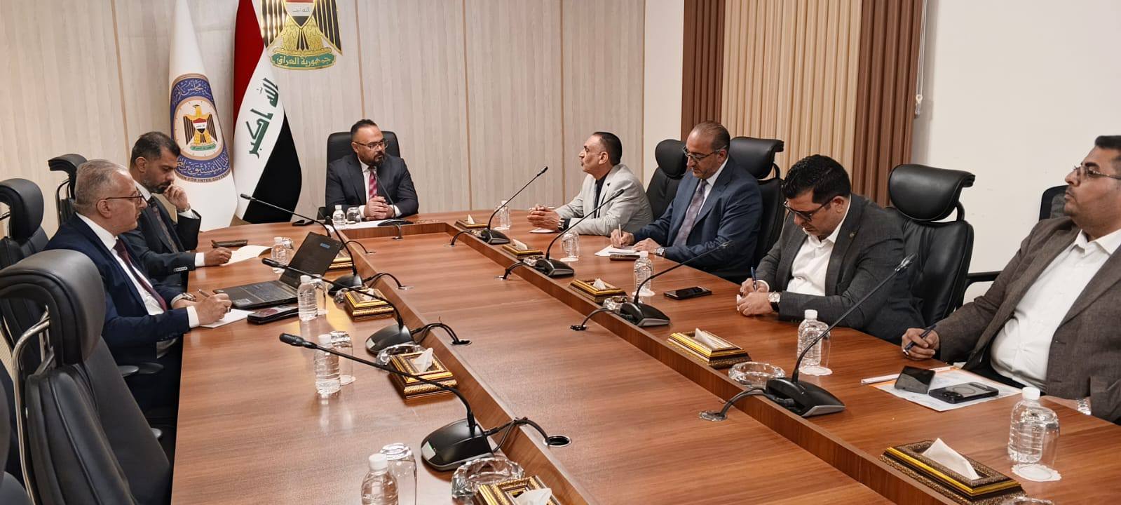 اللجنة الإعلامية العليا تؤكد مركزية الإعلام الحكومي في دعم الأداء التنفيذي… والنجف الأشرف نموذجاً متميزاً على مستوى المحافظات