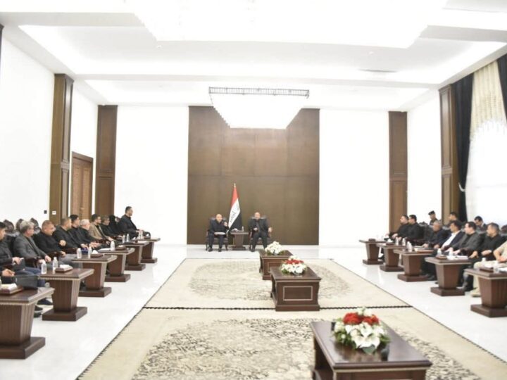 نائب محافظ النجف الأشرف يطالب وزارة الكهرباء بإنصاف المحافظة وتعزيز حصتها من الطاقة خلال اجتماع مركزي في كربلاء المقدسة
