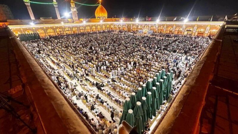 مسجد الكوفة المعظم يتوشح بنور المولد النبوي في مهرجان النور